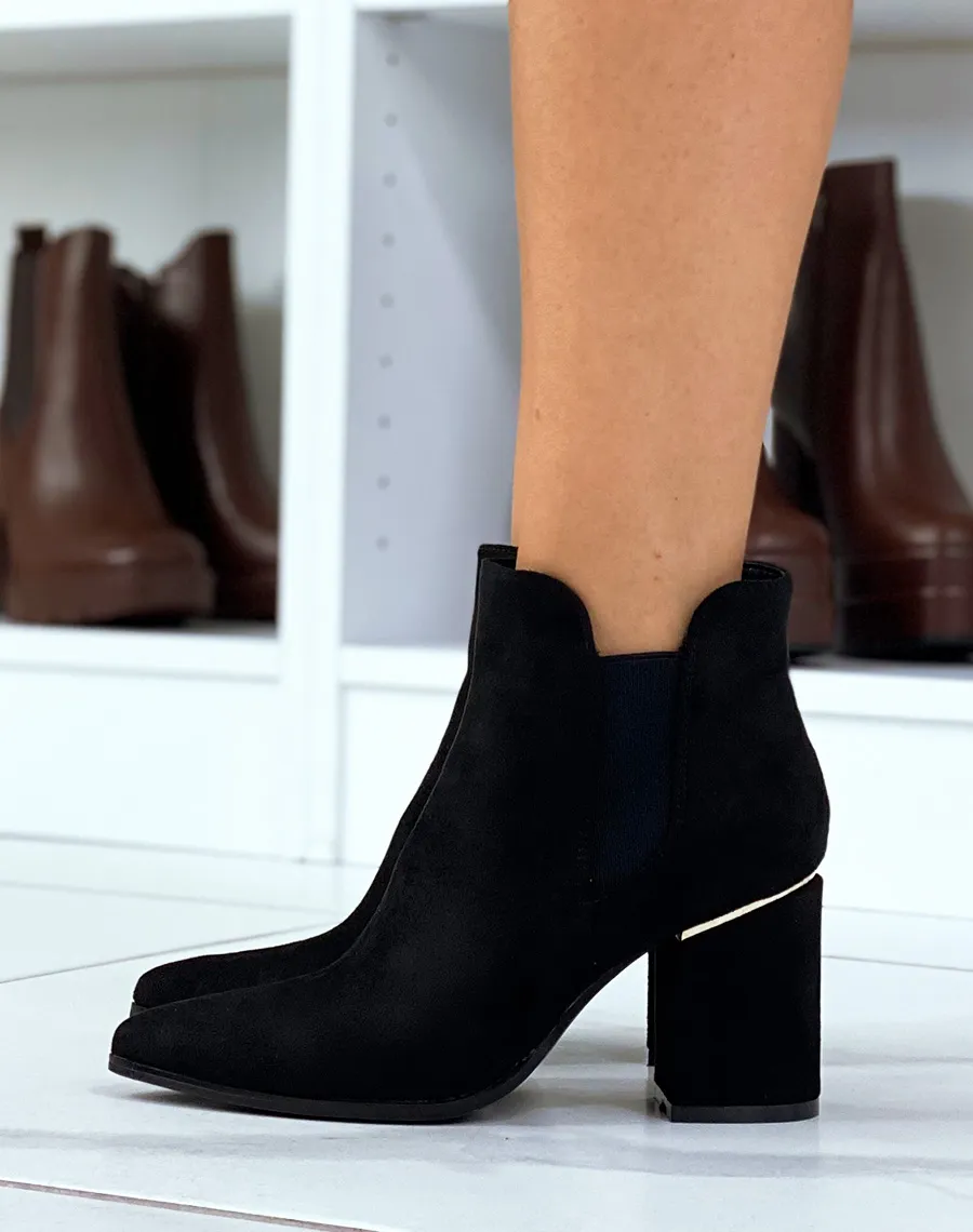 Bottines noires en suédine à élastique à talon et détail doré