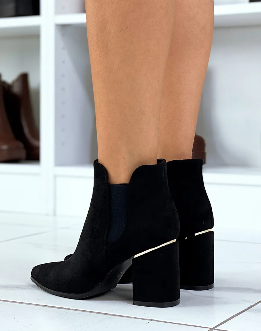 Bottines noires en suédine à élastique à talon et détail doré