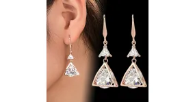 Boucles d'oreilles forme pyramidale pour femmes