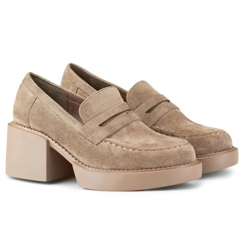 Chaussures confortables pour femmes en beige foncé