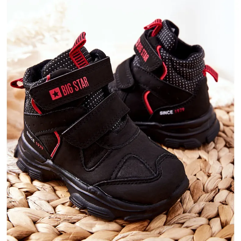 Chaussures de trekking pour enfants noires Big Star II374097 le noir