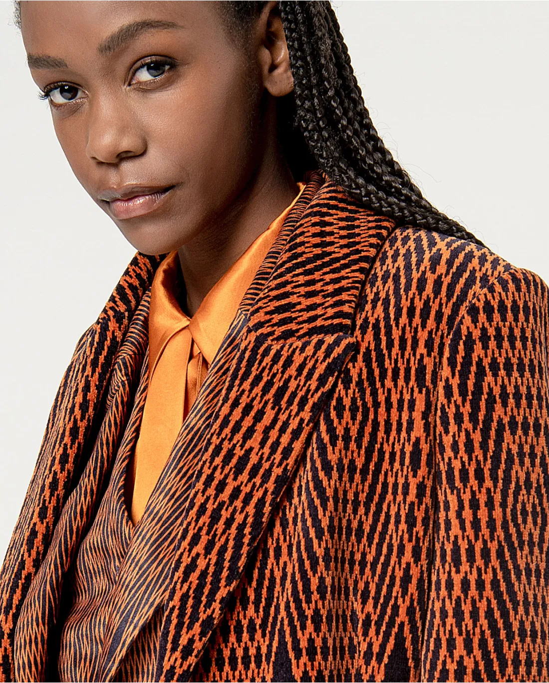 Manteau jacquard en satin à motifs Orange