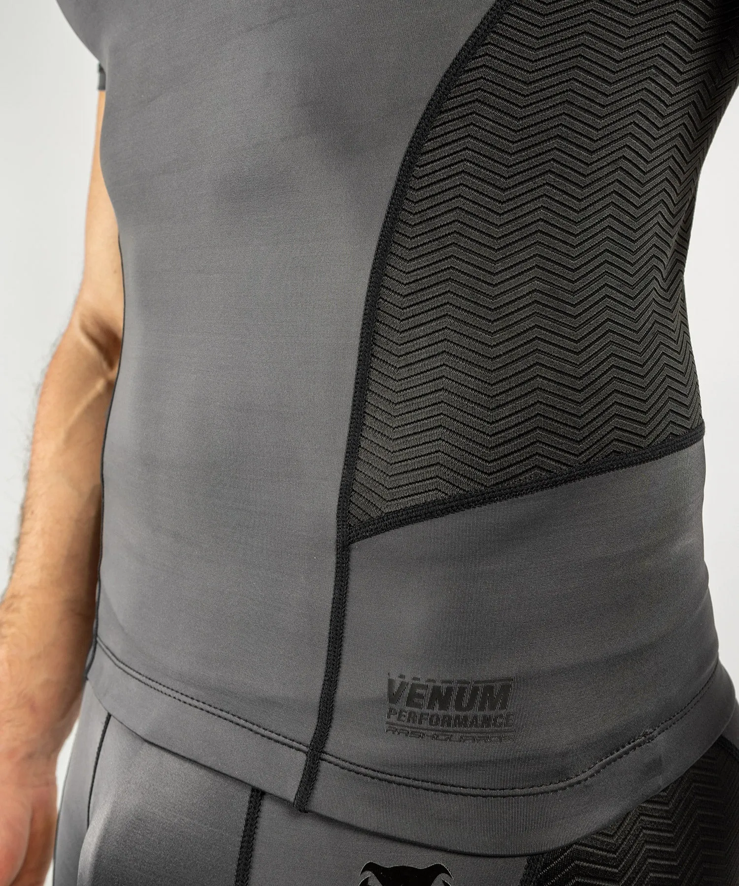 Rashguard Venum G-Fit - Manches courtes