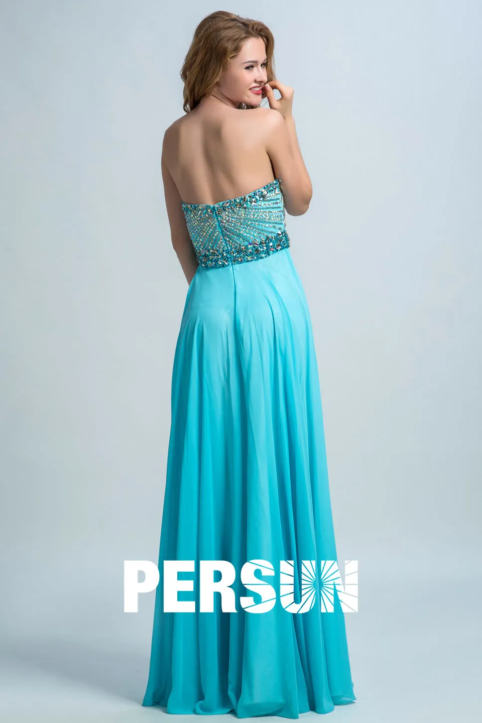 Robe de bal longue bleu cyan bustier coeur