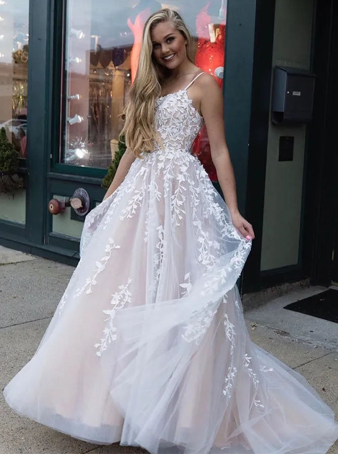 Robe de Bal Longue Princesse avec Broderie