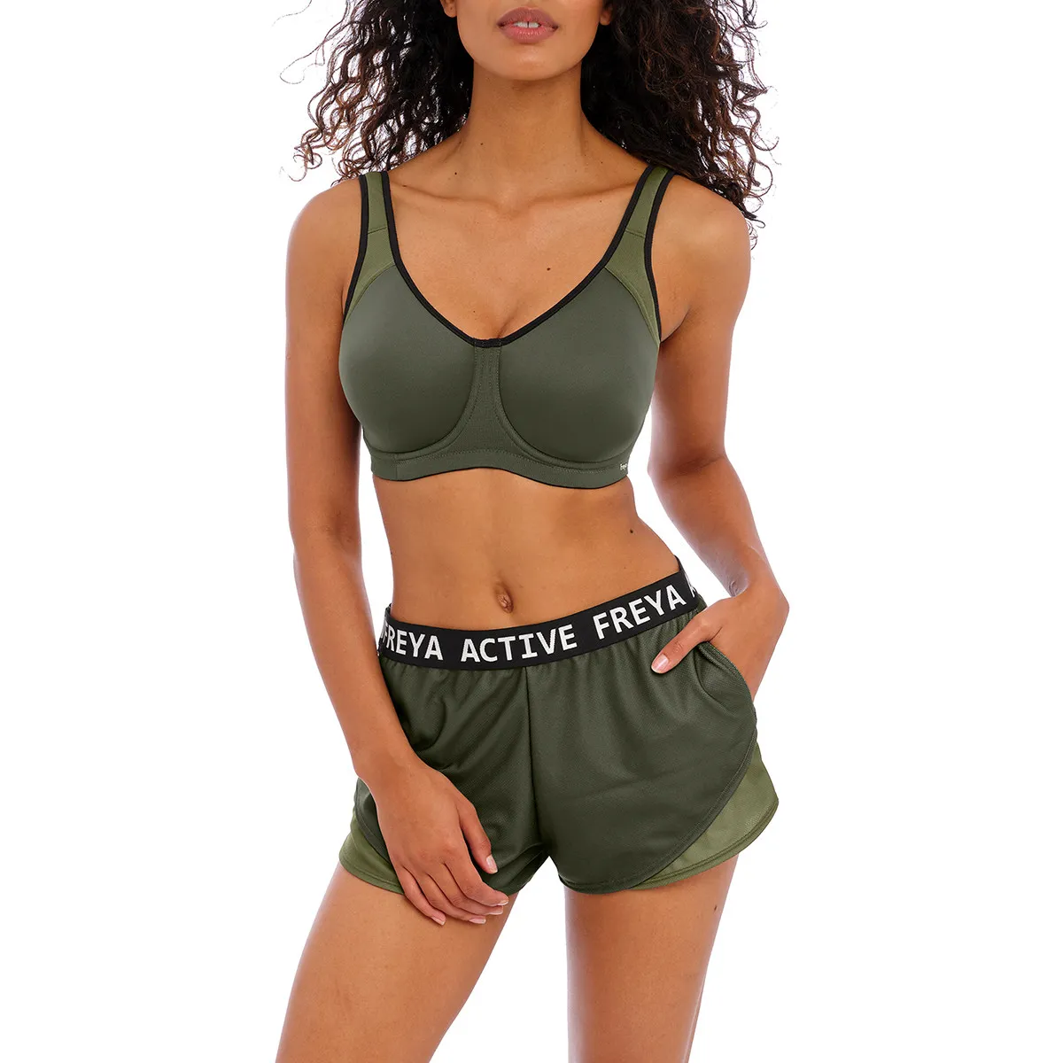 Short de sport Player khaki de Freya Active