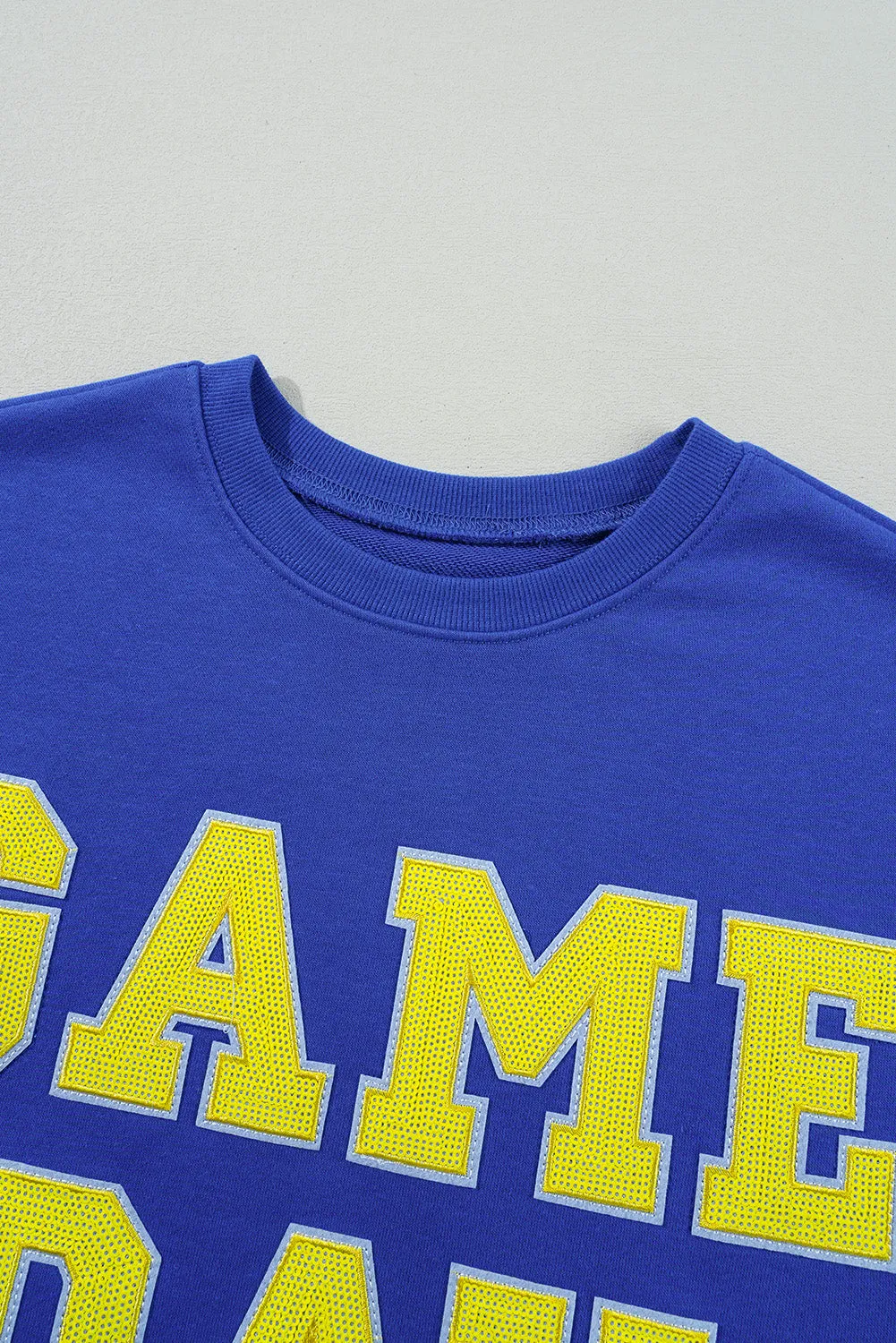 Sweat-shirt graphique à col ras du cou Game Day bleu foncé