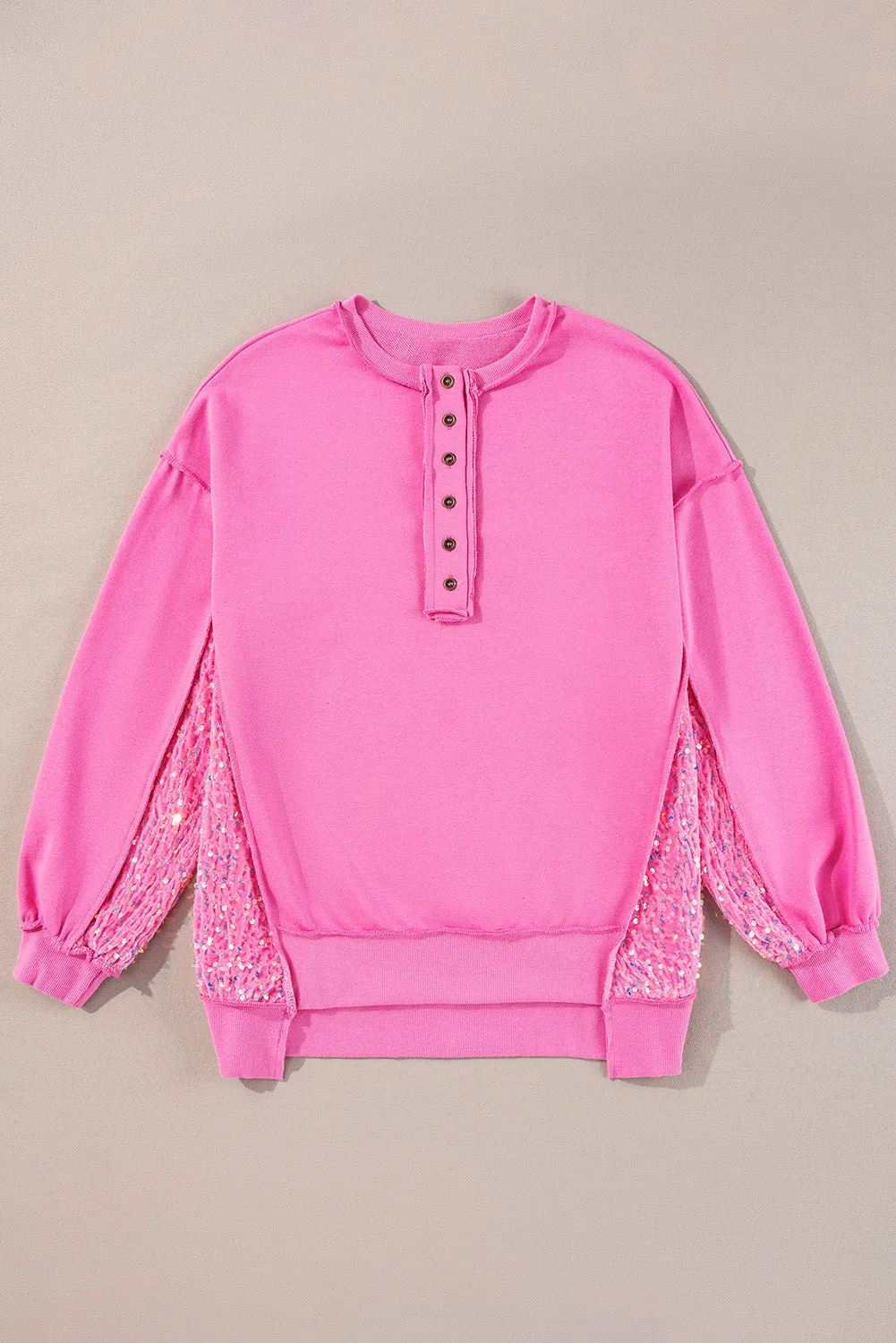 Sweat-shirt Henley à ourlet haut et bas en patchwork de sequins Bonbon