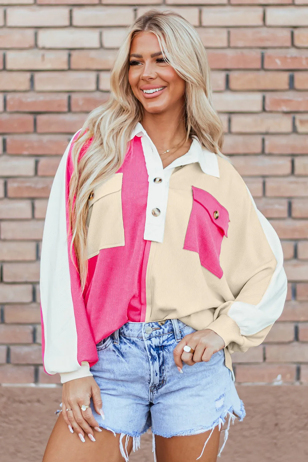 Sweat-shirt surdimensionné à col ctelé et color block rouge rose